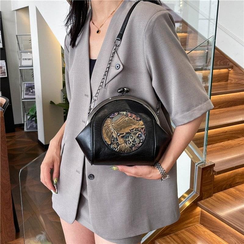 40d96642-3f7b-4b28-8388-8077014b43f9.jpg Western Style Underarm Clip Bag Shoulder Messenger Bag For Women - Image 1